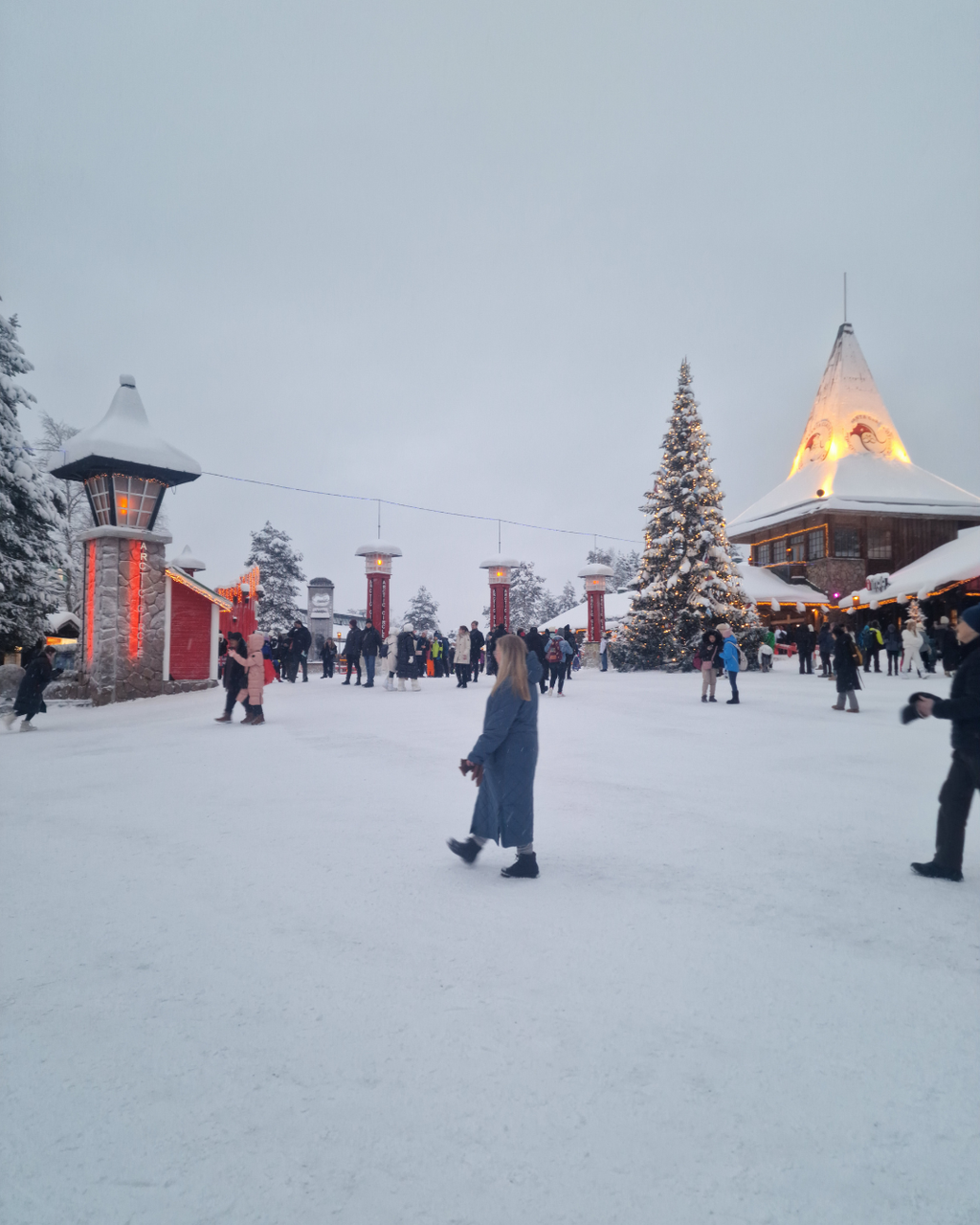 Finnland: Von Helsinki bis Rovaniemi - Nordlichter, Husky Tour, Santa Claus & Polar Express